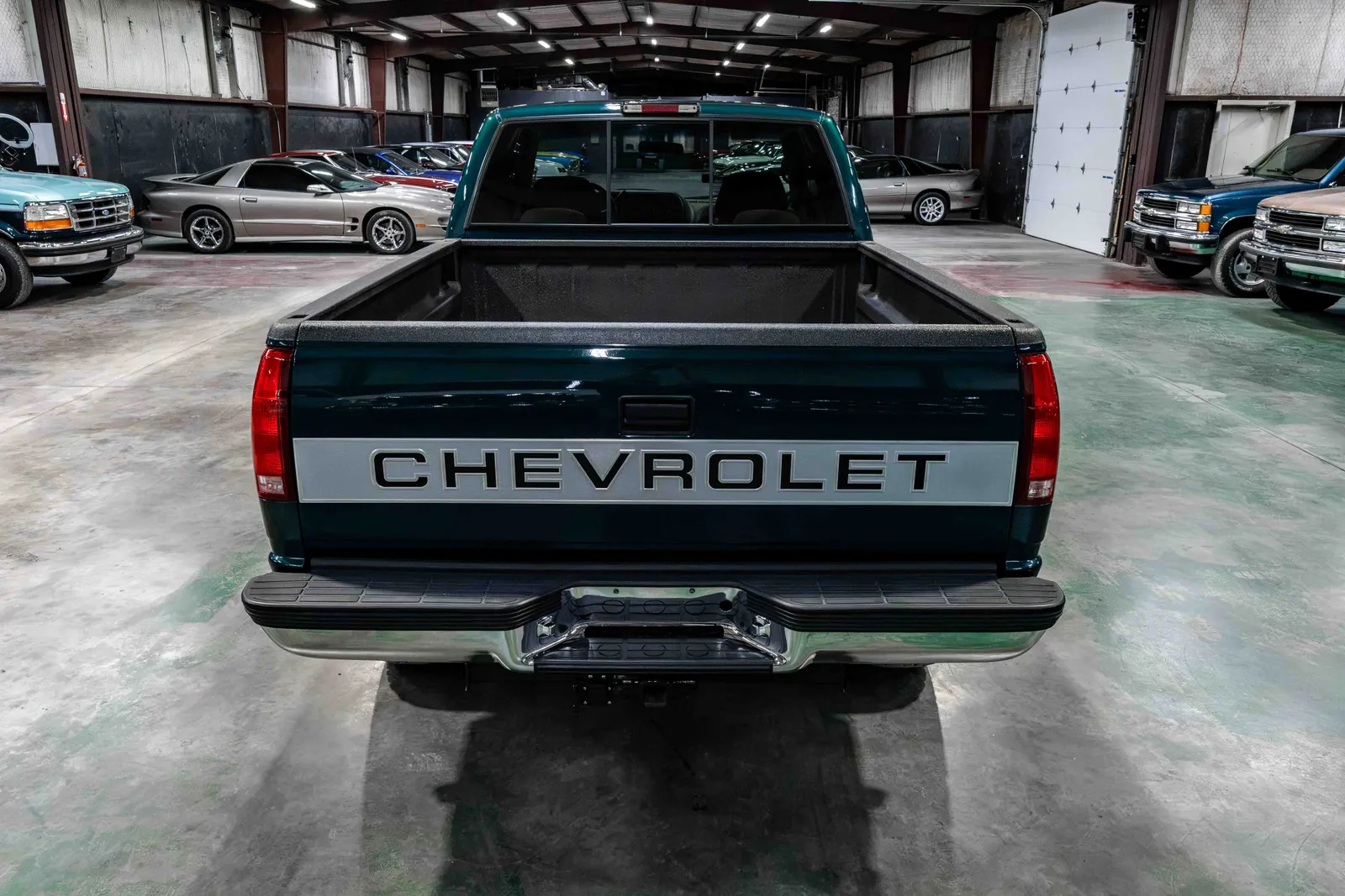 1996-Chevrolet-Silverado-Emerald Green Metallic-146925-36.jpg